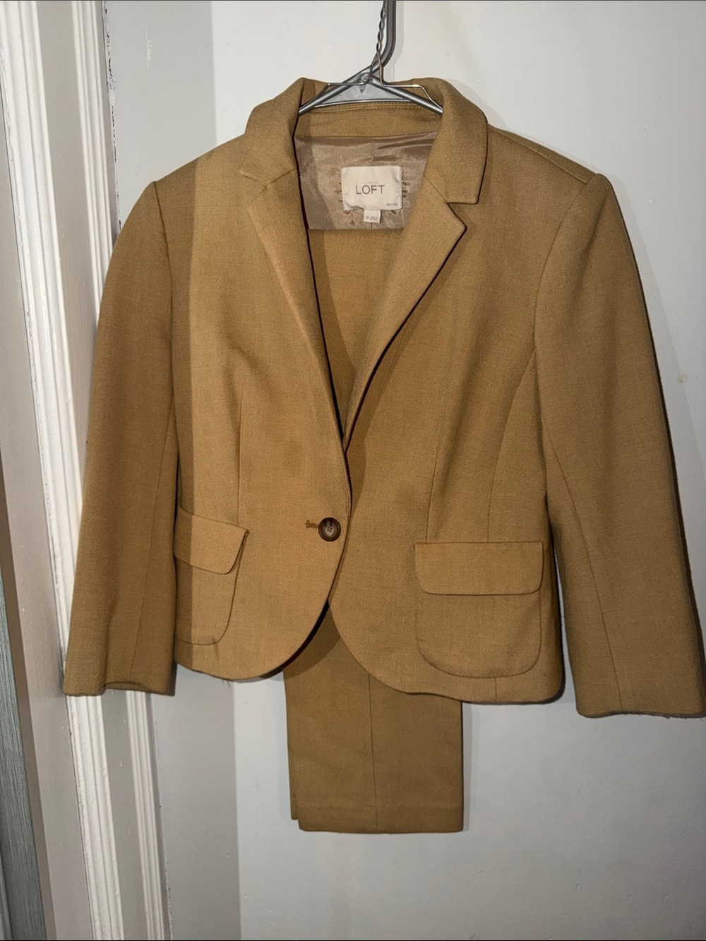LOFT Men's Camel/Tan Two-Piece Suit Jacket & Trousers